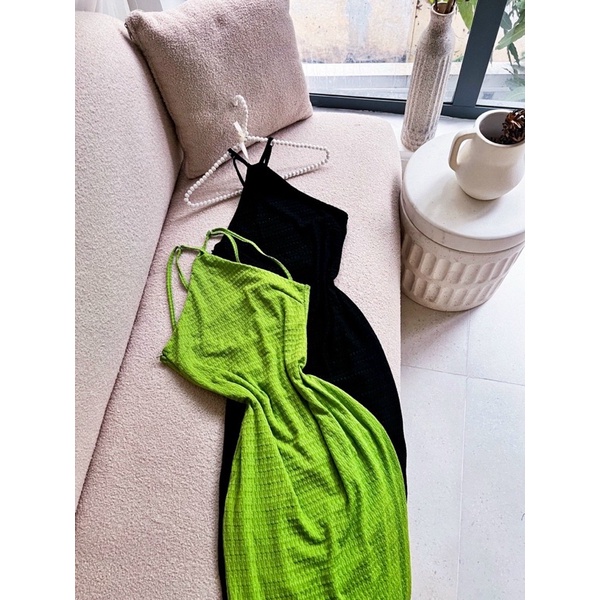 ĐẦM BODY CỔ YẾM HỞ LƯNG CHẤT XỐP ÔM DÁNG KTGIMI ( Kèm ảnh thật)