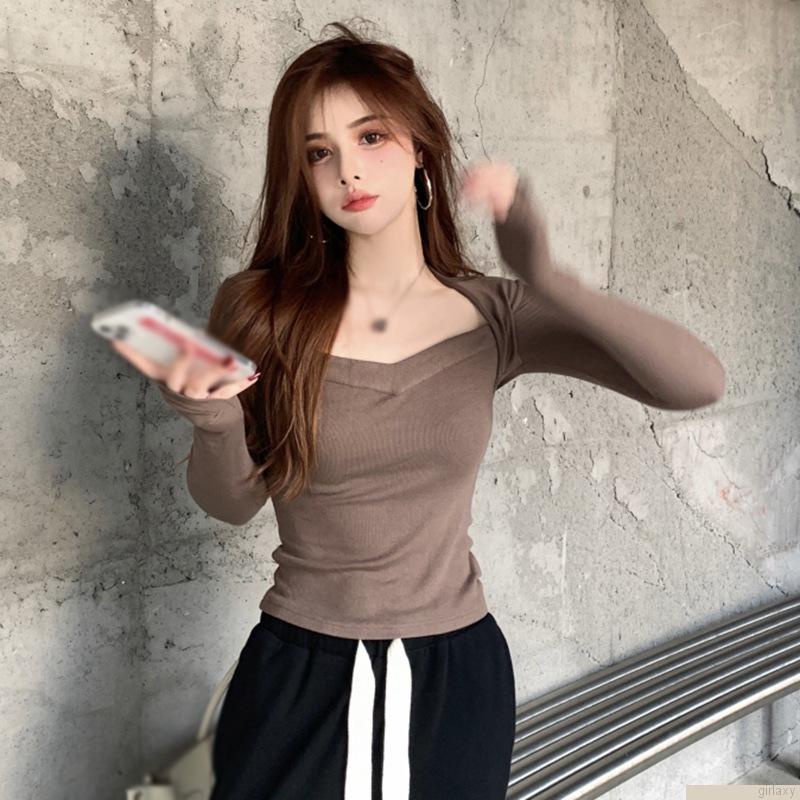 Áo thun tay dài cổ vuông màu sắc retro quyến rũ cho nữ