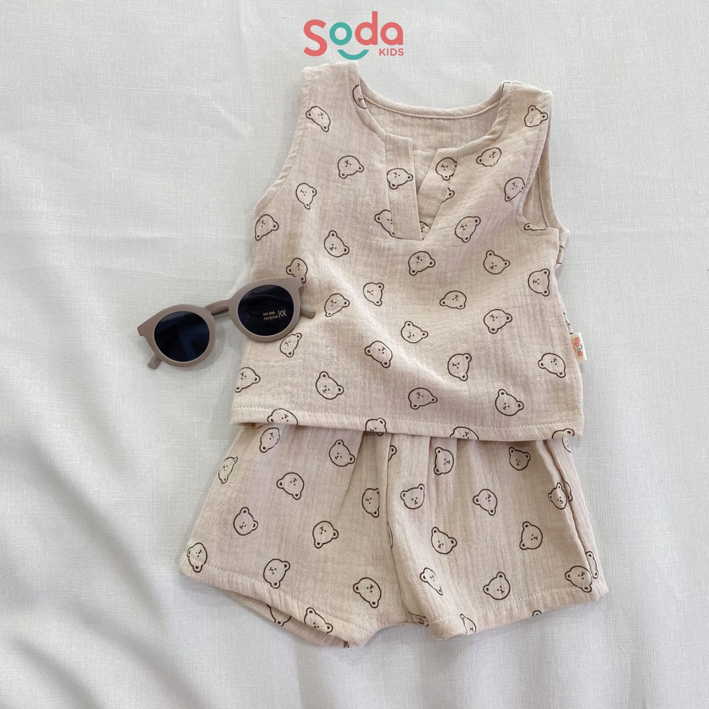 Bộ quần áo bé trai V-neck Set SODA KIDS thiết kế cổ V, chất liệu xô muslin mềm mại, thoáng mát