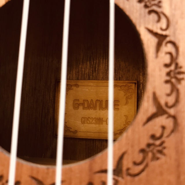 Đàn Ukulele