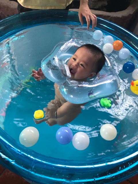 Bể bơi tròn thanh cao loại to cho bé có tặng kèm nhiều phụ kiện