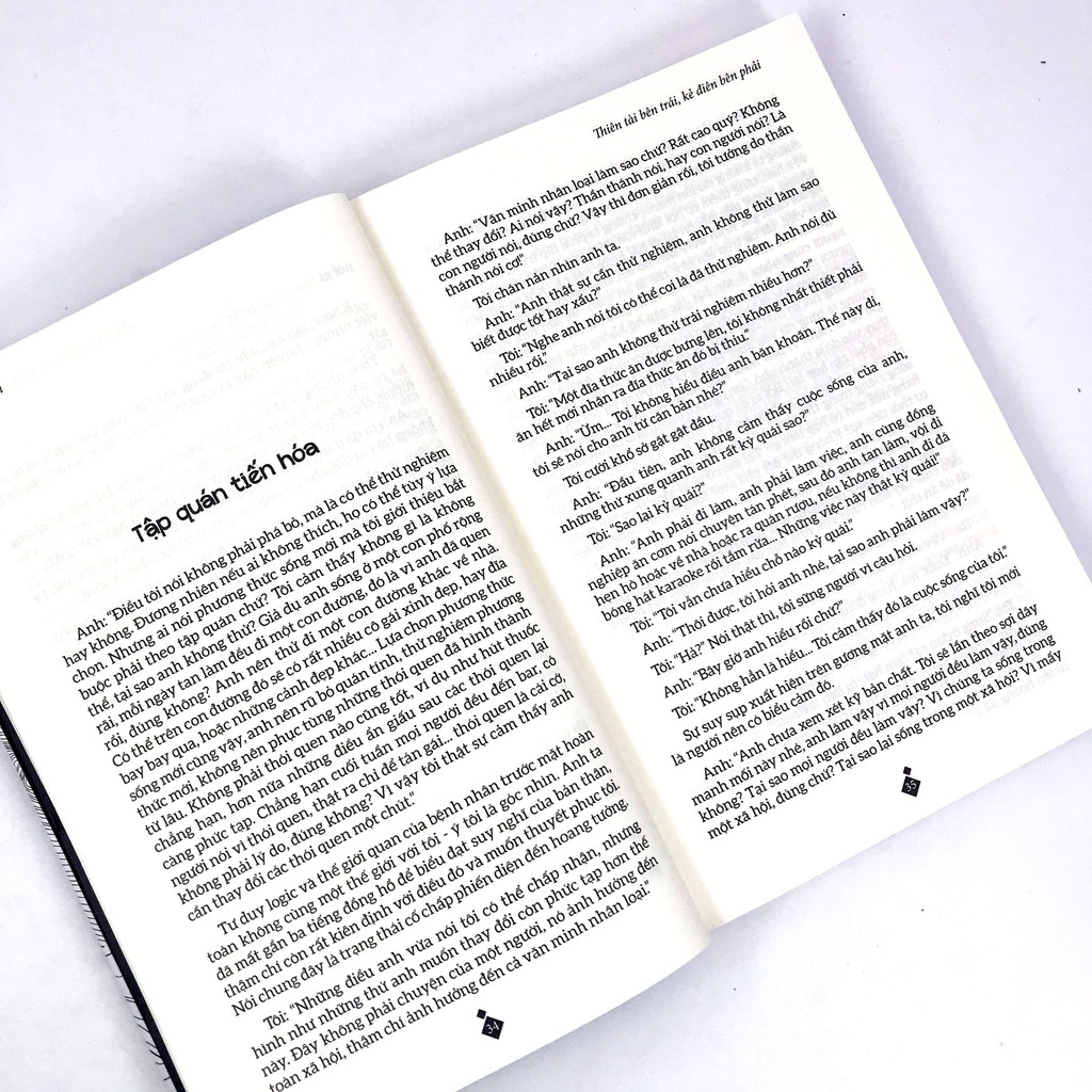 Sách - Thiên Tài Bên Trái, Kẻ Điên Bên Phải | BigBuy360 - bigbuy360.vn