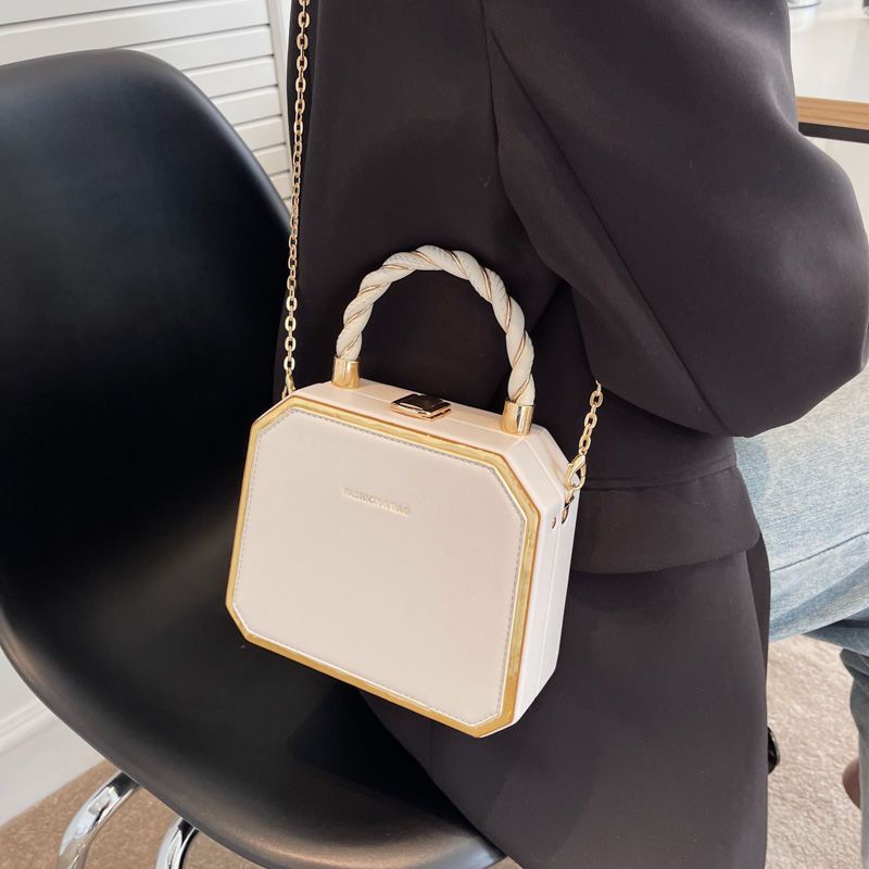 Túi Hộp Đeo Chéo Dây Xích Thời Trang Cao Cấp Dành Cho Nữ