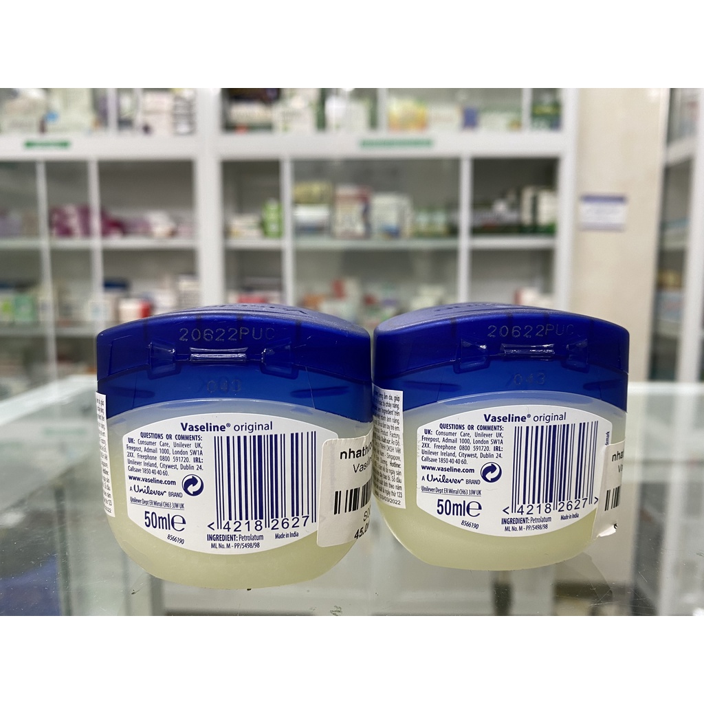Sáp dưỡng ẩm phục hồi da khô, nứt nẻ Vaseline Pure Petroleum Jelly Original hũ 50ml