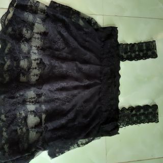 Áo ren 2 tầng màu đen và nude