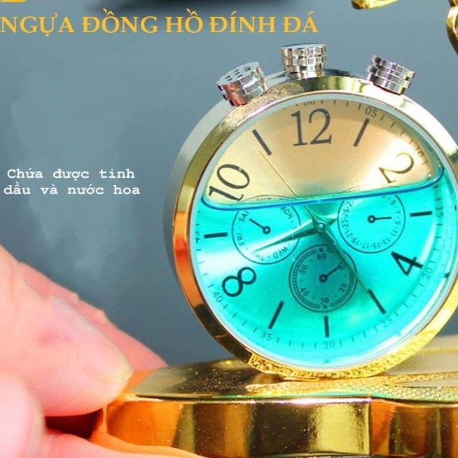 Tượng ngựa mạ vàng nước hoa đính đá Pha lê trang trí nhà cửa hoặc đặt taplo ô tô - Chất liệu: Hợp kim 450g