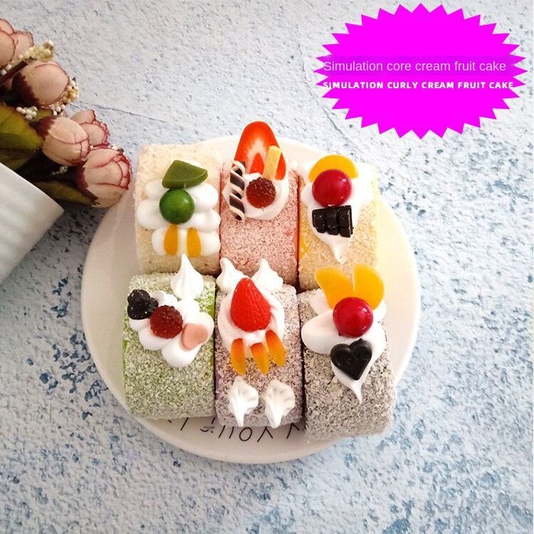 Mô Hình Bánh Kem Có Nhạc Sống Động Dùng Trang Trí Nhà Cửa