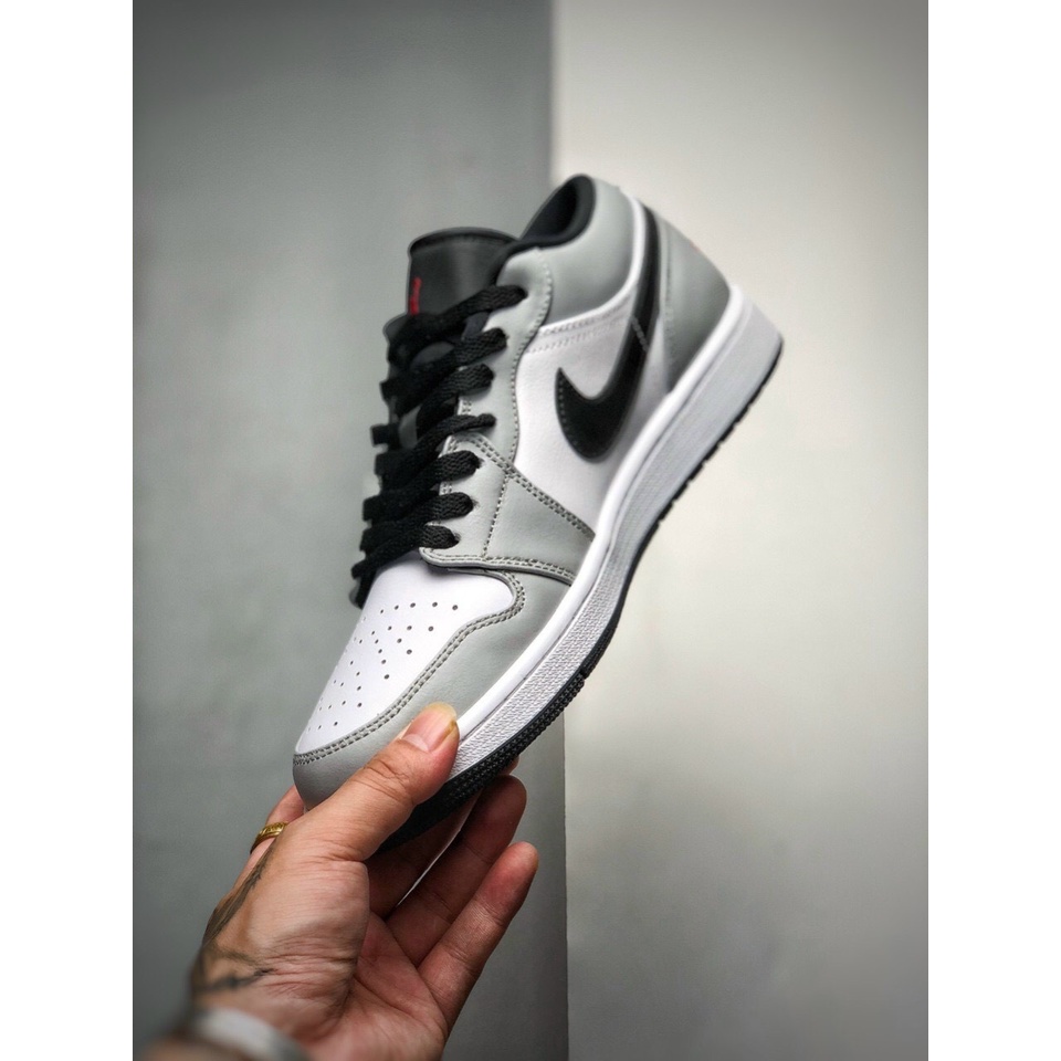 Giày Thể Thao Nike Jordan 1 Low Chính Hãng