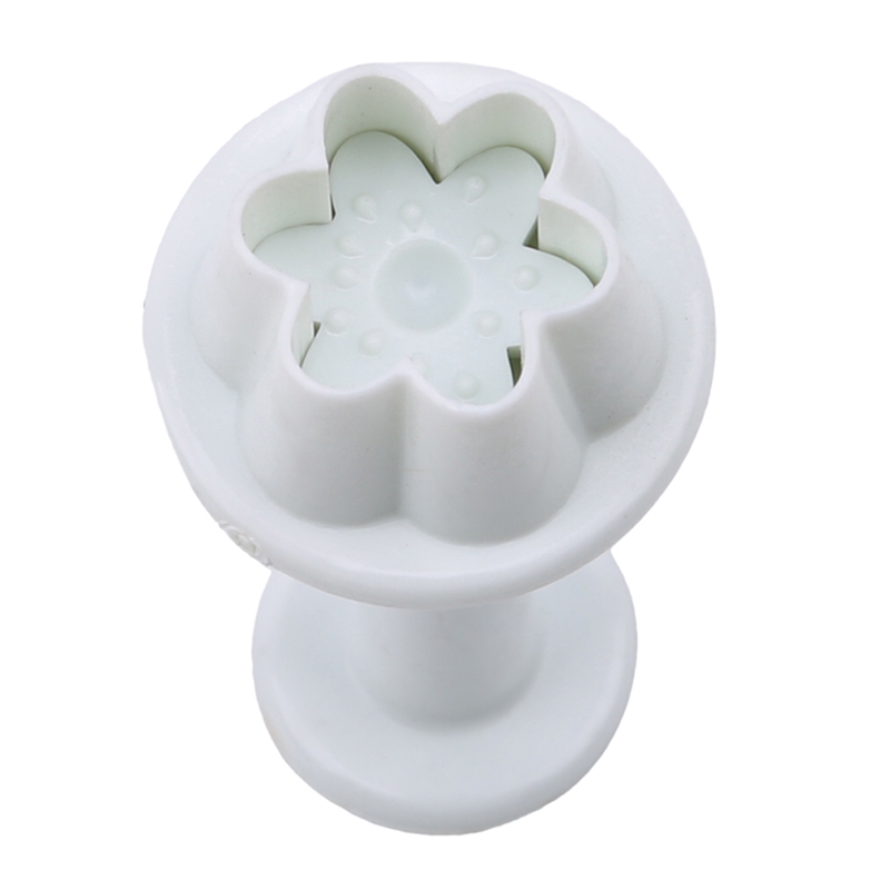 Khuôn cắt tạo hình hoa trang trí bánh tiện lợi cho nhà bếp