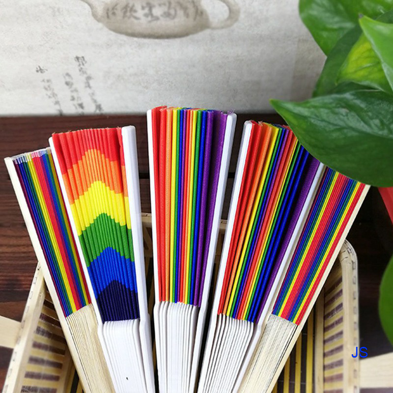 Quạt xếp cầm tay màu cầu vồng LGBT