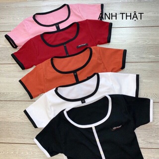 Áo Croptop Viền 5 Nút Cúc Thật