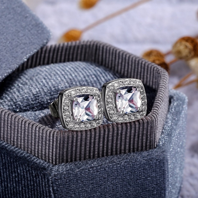 Khuyên Tai Nữ Đính Đá Pha Lê 4 Prong Cá Tính