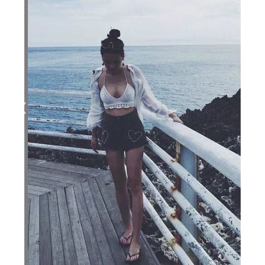 Áo yếm bikini len móc mặc đi biển đi bơi hot