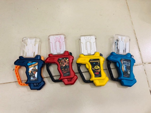 Đồ chơi Gashat Candy / Gsp của siêu nhân Gamer ( lẻ 1 cây)