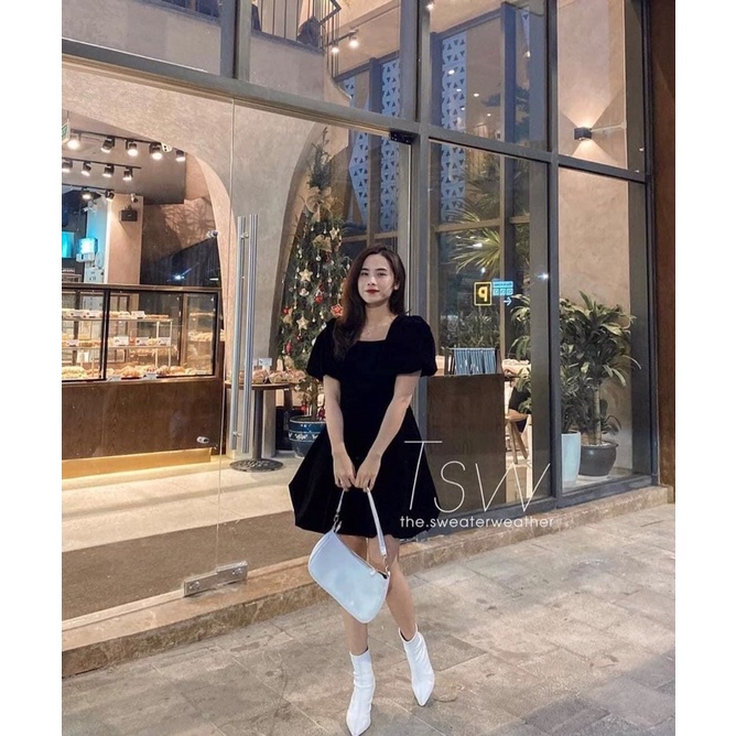 Đầm bí nhung 2 lớp cổ vuông tay phồng