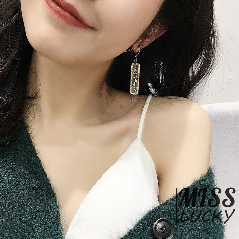 Khuyên tai nữ kiểu dáng thời trang phong cách Hàn Quốc