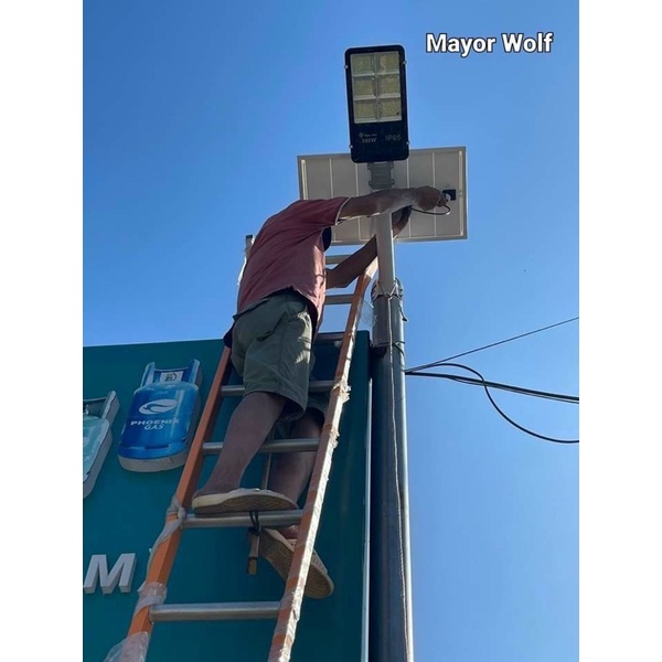 😍 Đèn đường năng lượng mặt trời chính hãng  MAYOR WOLF