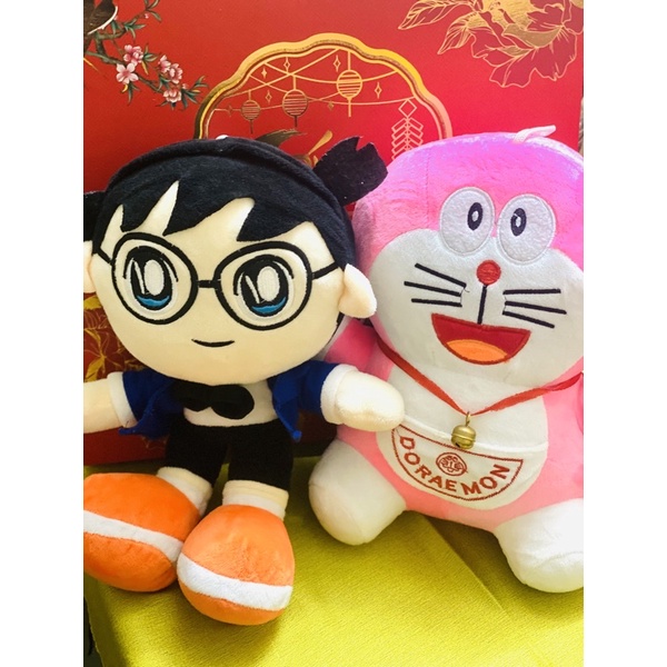 gấu bông doraemon và nobita