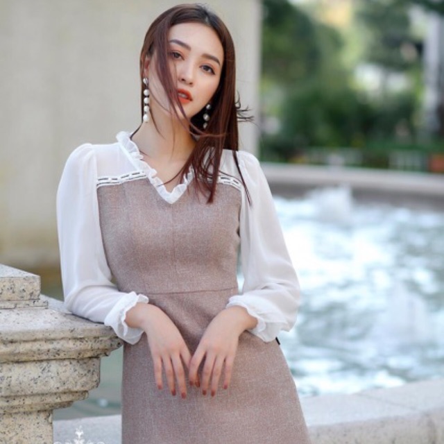 Pass váy chữ A cổ V i-queen fashion còn nguyên mác