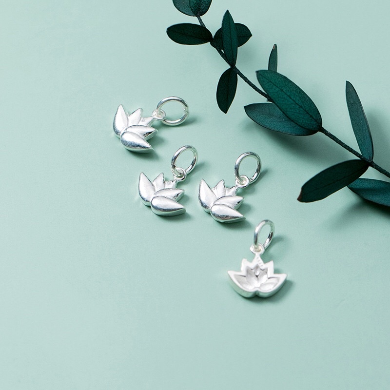 [S925] Charm bạc treo hoa sen - MH801