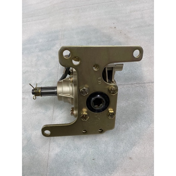 Số De,số tiến lùi,cốt 17li,dùng cho máy 100cc,110cc,125cc.cốt vào máy 6 răng 17mm,trục ra 19mm