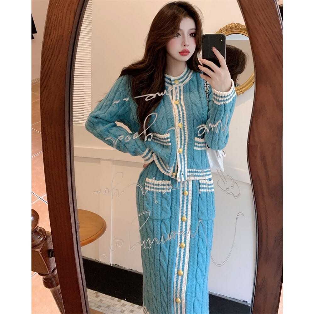 Bộ đồ thu đông phong cách mới với áo khoác cardigan len xoắn và chân váy dài lửng bán thân cho giới trẻ