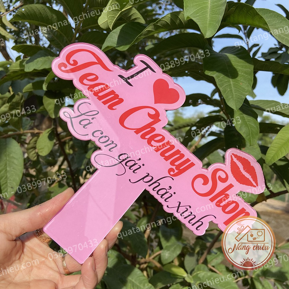 Bảng hiệu cầm tay nền hồng, đạo cụ chụp ảnh sản phẩm_ Hastag cho thôi nôi, đám cưới, đám hỏi, sự kiện