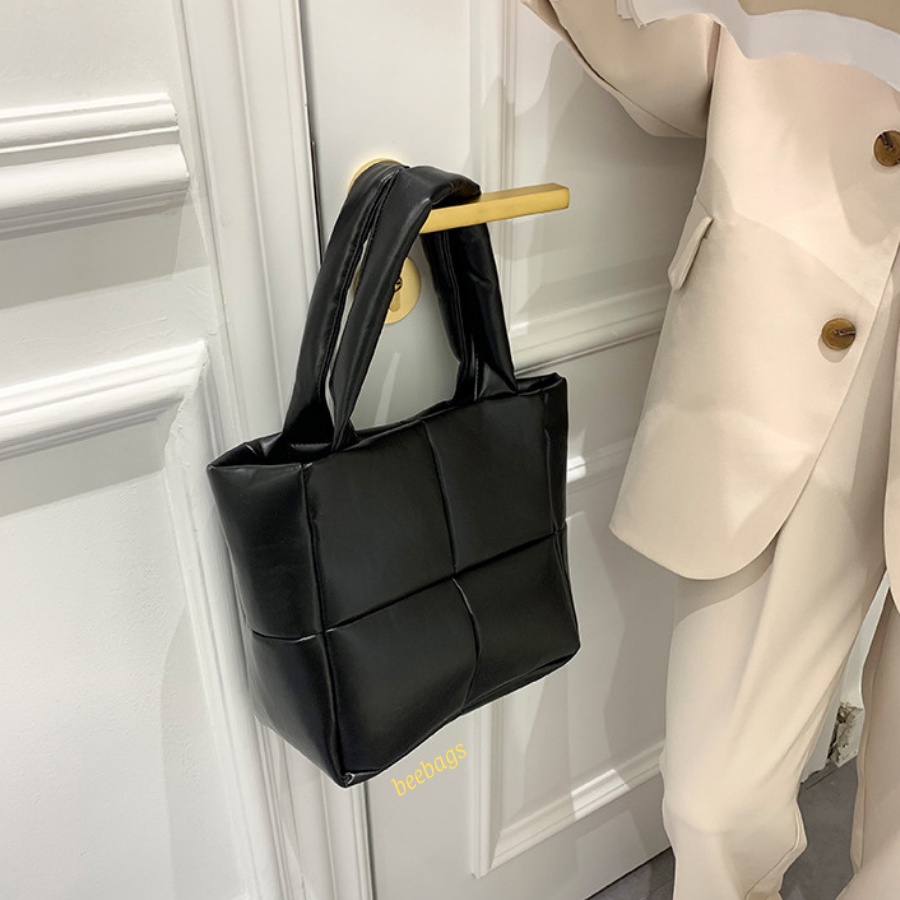 Túi Thiết Kế Da Phao Cá Tính, Chất Liệu Mềm Mại Trắng, Đen | PHAO01 | Túi Xách Nữ Vải Phao Ô Vuông Mềm Mại Đi Ăn, Cafe