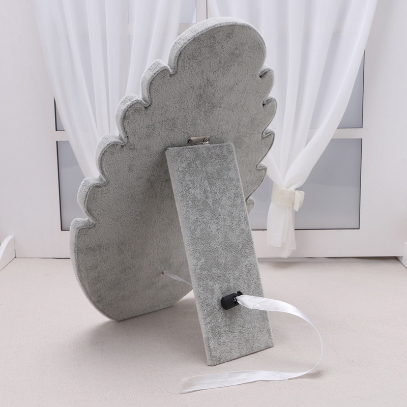 Giá Đỡ Trưng Bày Vòng cổ Bằng Flannel Màu Xám Đen