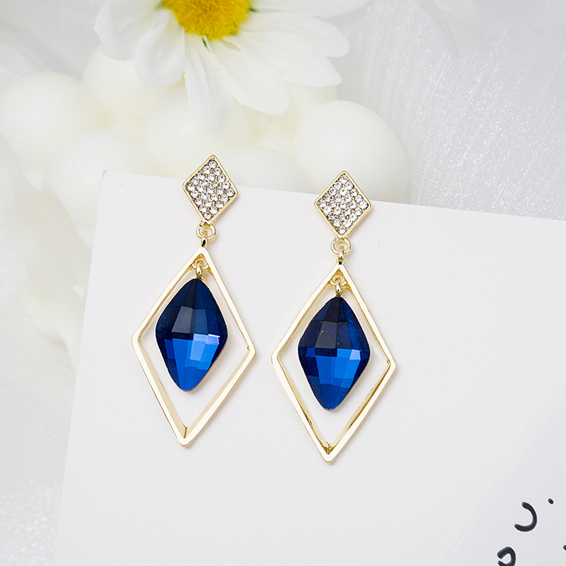 Silver diamond Fashion Hollow temperament Japan and Korea Creative blue blue crystal earrings French Diamond geometric earrings Atmospheric diamonds Earrings