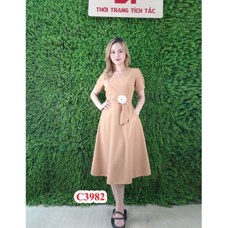 Đầm xòe màu da đắp tà xéo ngực cài hoa T310
