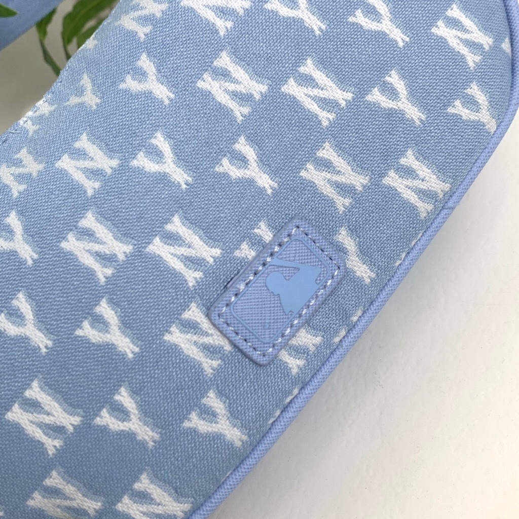 Túi MONOGAM JACQUARD HOBO