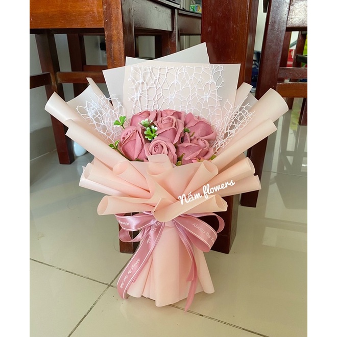 Mẫu bó hoa sáp 7 bông  xinh xắn tặng người thân