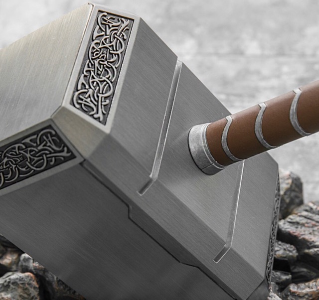 Búa Mjolnir kim loại full kích cỡ 1:1
