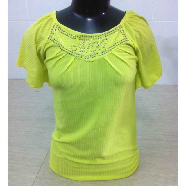 Xả hàng áo cánh tiền