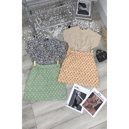 Set bộ áo cánh dơi bồng mix chân váy kaki