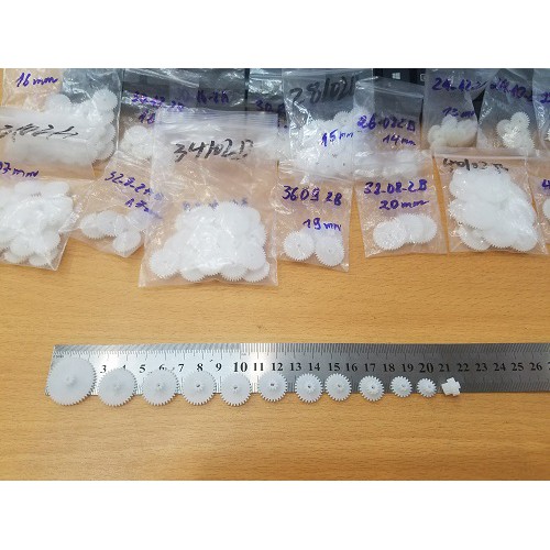 Bánh răng 2 tầng đủ kích cỡ, dùng chế tạo các sản phẩm ,chất lượng bền bỉ,giá tốt