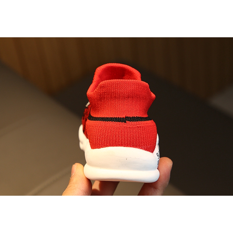 Giày Thể Thao Đế Mềm Chống Trượt Thoáng Khí Cho Bé