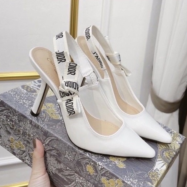 Giày sandal hở eo quai dio 3cm H137