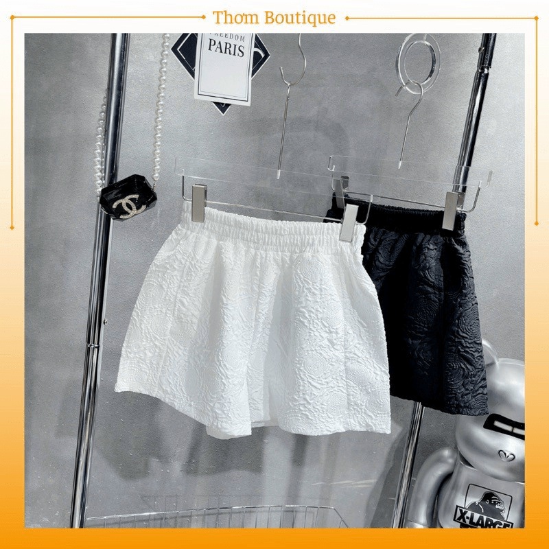 Quần Đùi Nữ Chất Xốp Nhăn In Nổi Hoa Hồng Dáng Phồng Mặc Đẹp Dễ Phối Đồ [NEW UNISEX]