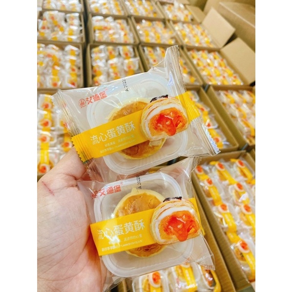 6 chiếc Bánh Trứng Chảy Ngàn Lớp nhân trứng muối tan chảy | Ăn Vặt Cùng Bếp