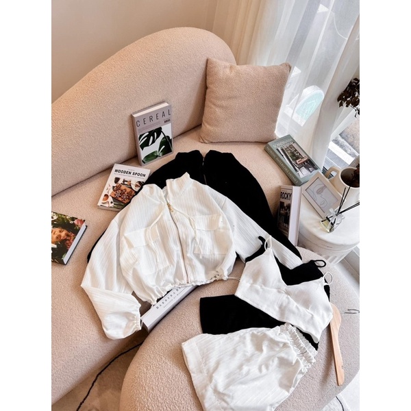 [ 𝐅𝐑𝐄𝐄 𝐒𝐇𝐈𝐏 ] SÉT 3 MÓN GỒM ÁO KHÓA DÂY KÉO TÚI NẮP BO EO QUẦN SHORTLƯNG THUN