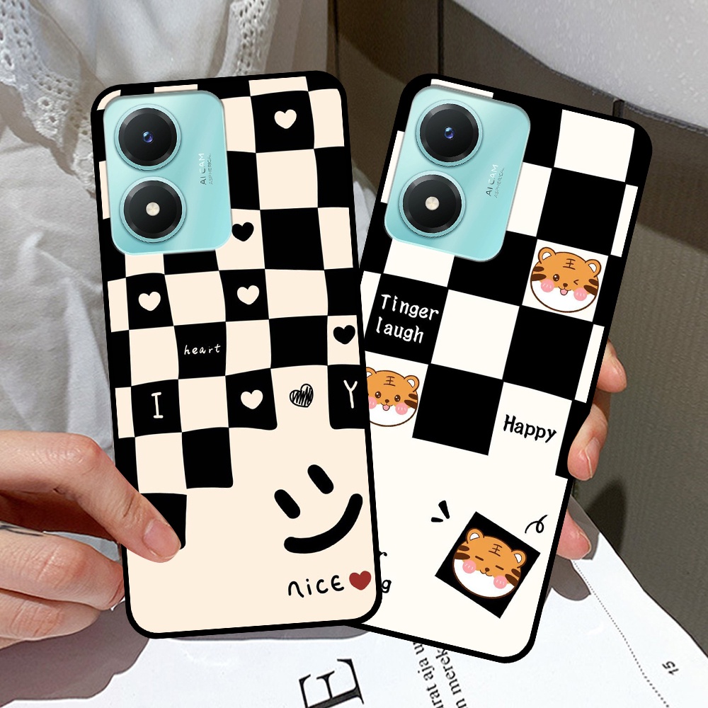 Ốp lưng Vivo Y02s in hình sọc caro, họa tiết đen trắng dễ thương