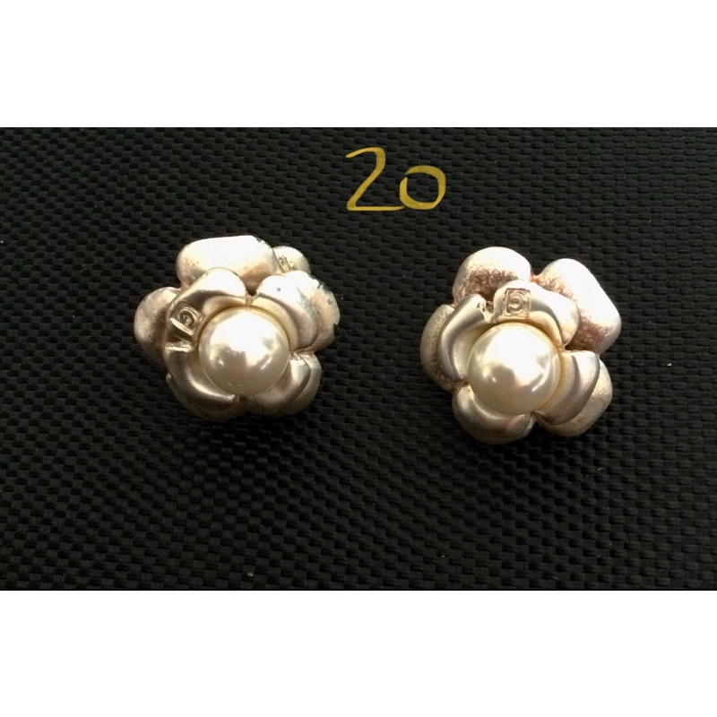 Khuyên tai kết hạt trai nhiều mẫu