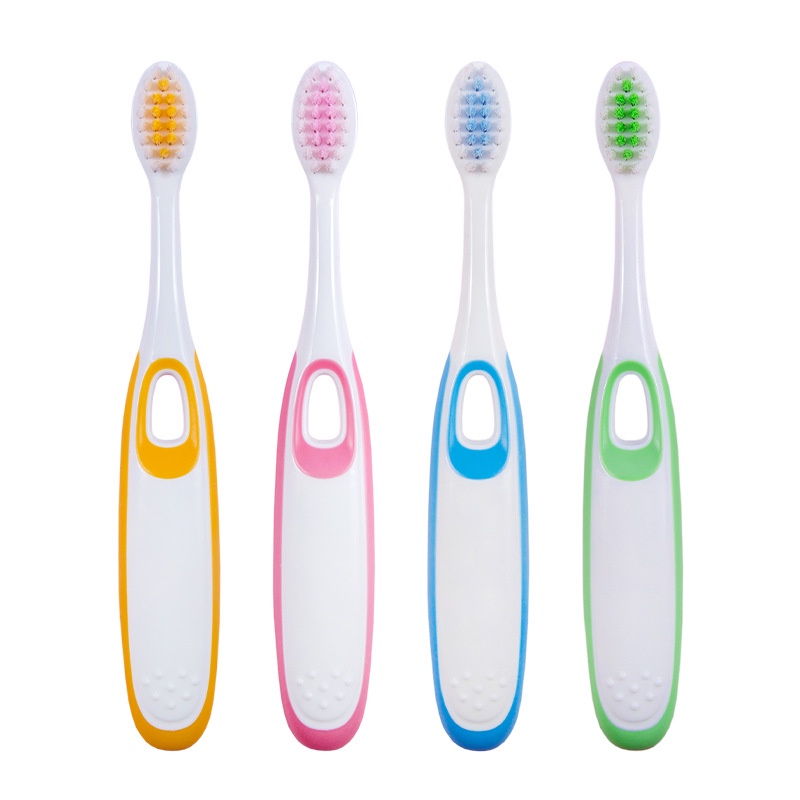 Hộp 8 bàn chải đánh răng TOOTH BRUSH cho bé  lông tơ mềm mượt chống đau răng tay cầm cao su chắc chắn