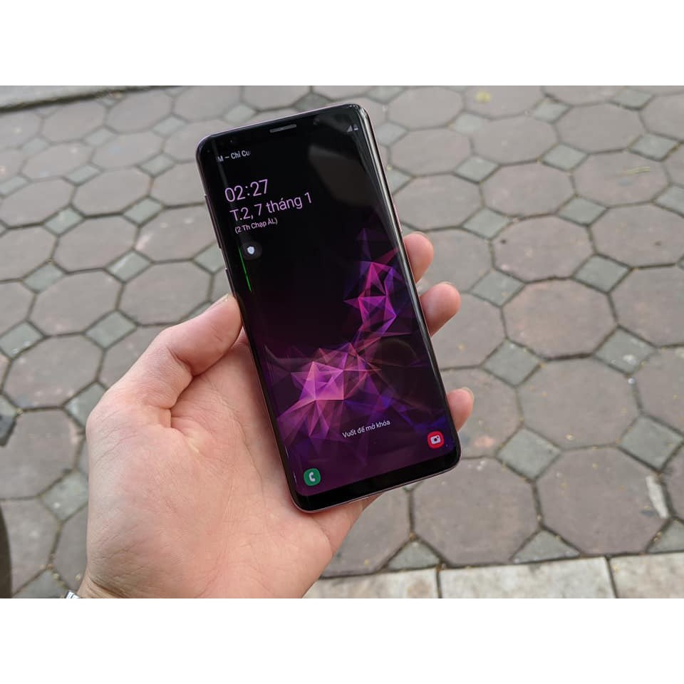 Điện Thoại Samsung Galaxy S9 bản 2 ram 4GB / bộ nhớ 64GB sim Kèm đủ Phụ kiện || Tại Playmobile