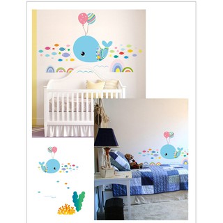 Decal dán tường   cá voi siêu to