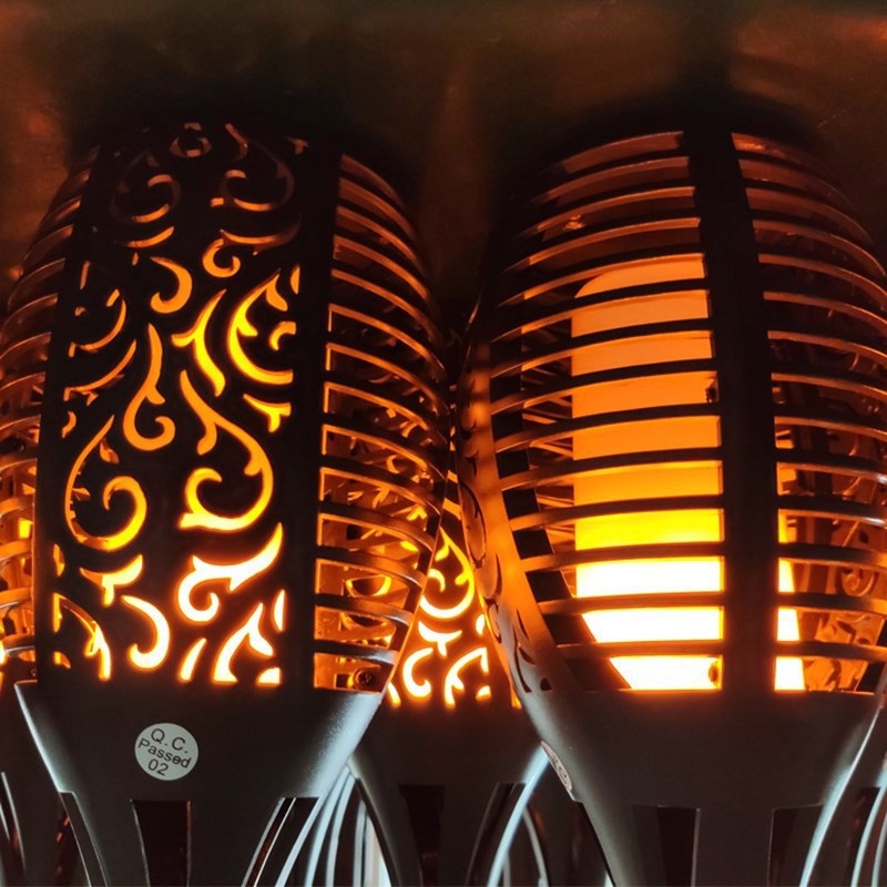Đèn Ngọn lửa Năng Lượng Mặt Trời - Đèn LED cắm cỏ ngọn đuốc Trang trí sân vườn IP65 GD0064