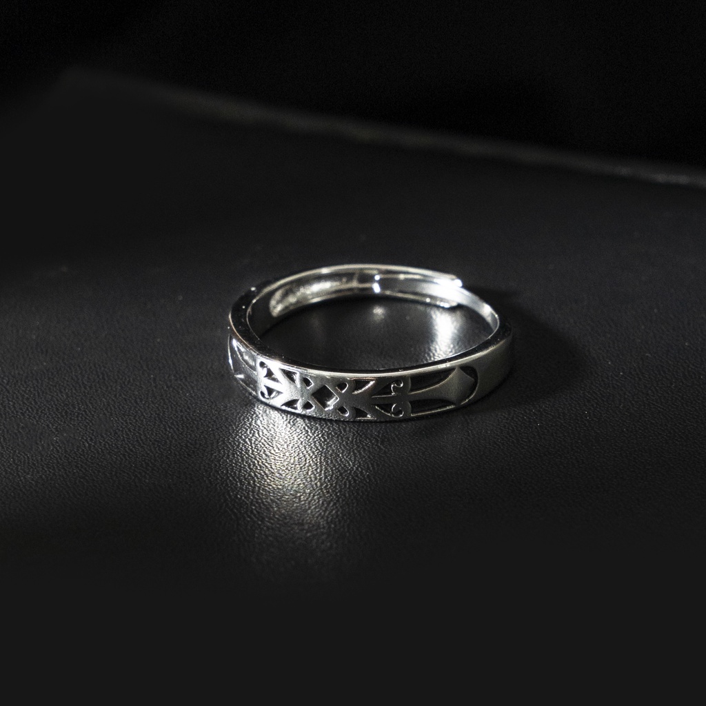Nhẫn nam nữ tròn Unisex Merin Accesories màu bạc Thời trang chất liệu Titan đẹp đơn giản - Nhẫn Đôi King &amp; Queen