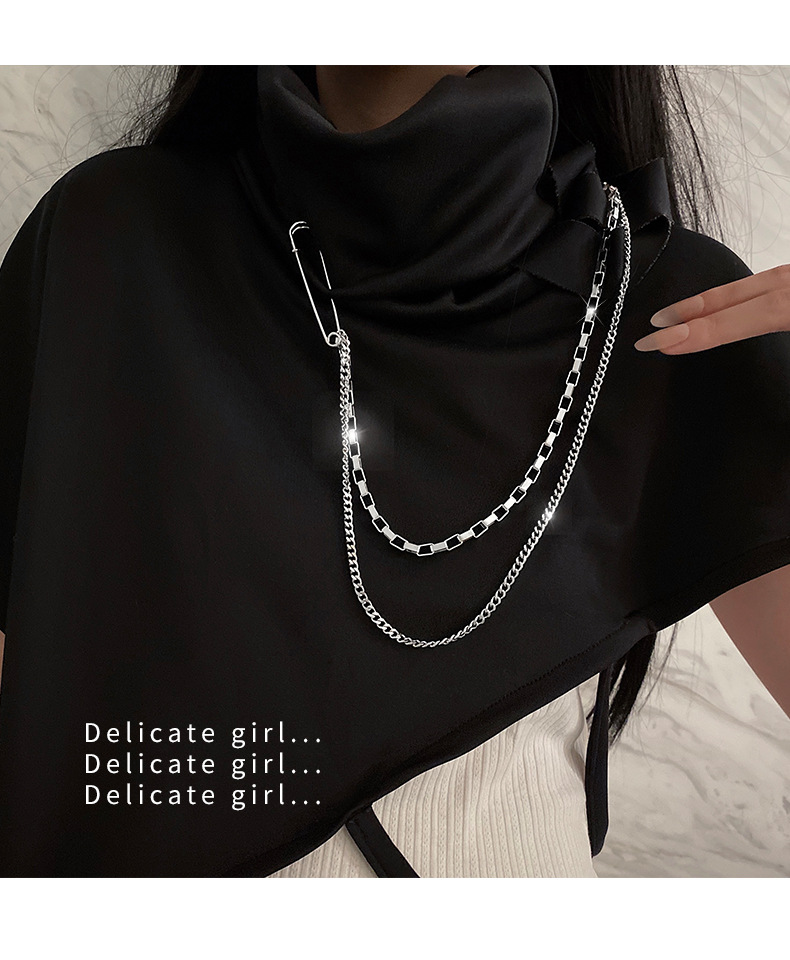 Dây xích phong cách hiphop sành điệu để trang trí quần